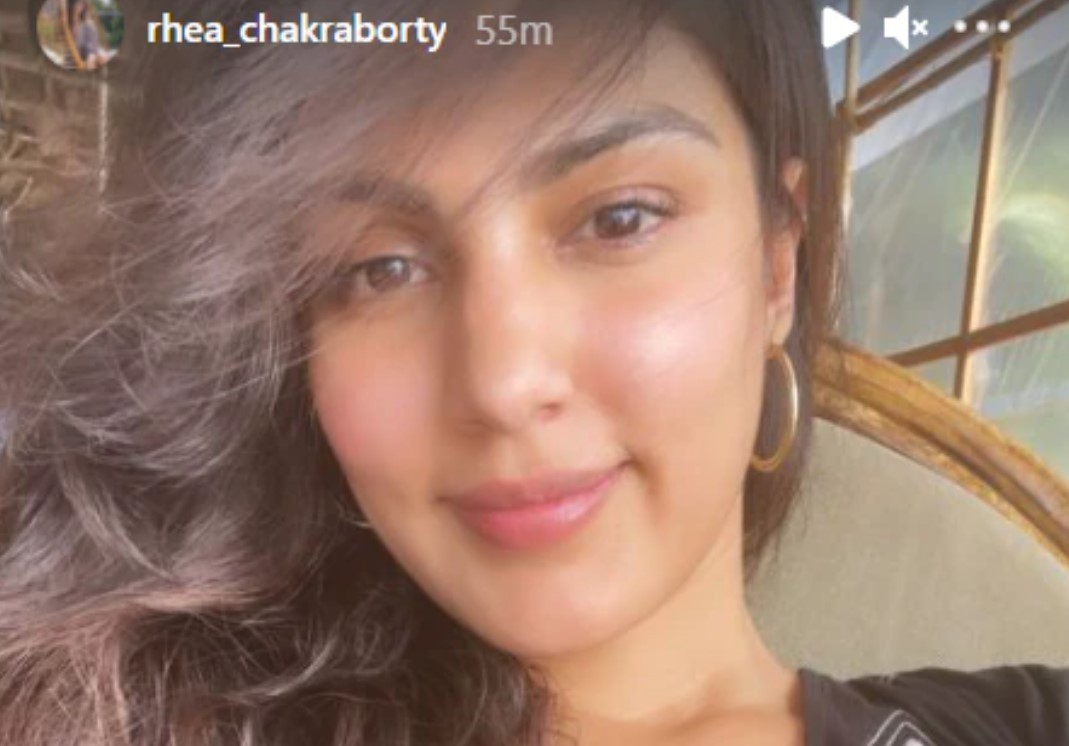 Rhea Chakraborty pats herself with a self motivating social post