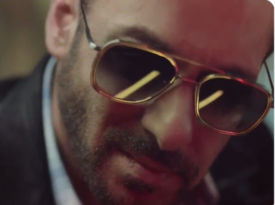 CISF officer pays a big price for stopping Tiger 3 Salman at Airport