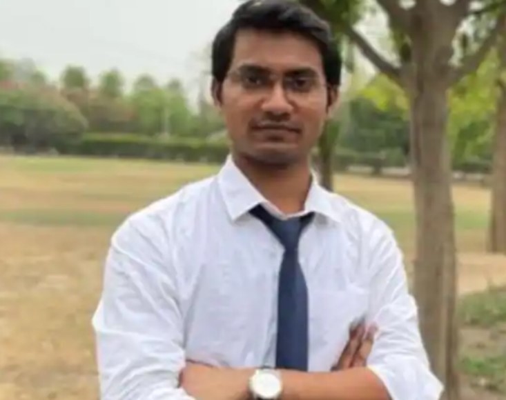 Bihar Boy Shubham Kumar Fulfills Big Dream, Tops UPSC 2020