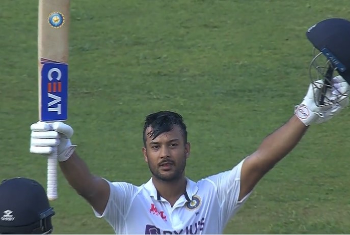 INDvNZ: Day 1 India - 221-4 after 70 overs; Mayank Shines