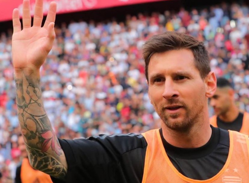 What are the famous nicknames of Leo Messi ?