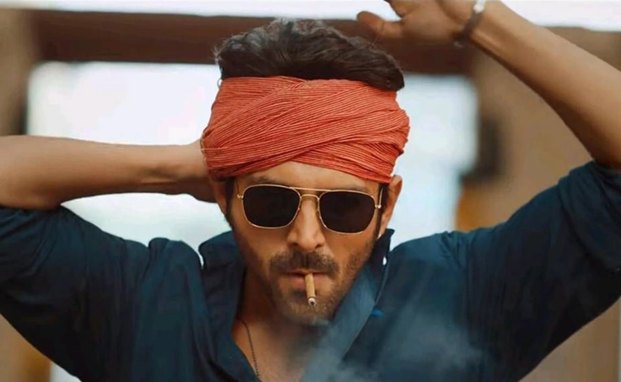 Formula E Greenko Hyderabad E-Prix the "Prince of Racing" - Kartik Aaryan