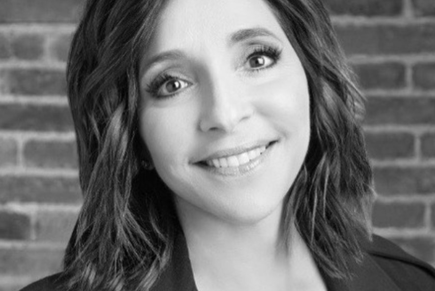 Linda Yaccarino, First Woman to Lead Twitter, Aims to Transform Platform