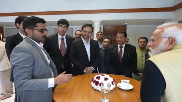 PM Modi with AI startups