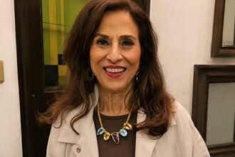 Shobha De
